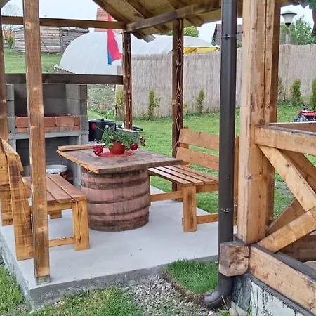 Koliba Kod Vukasina Chalet *